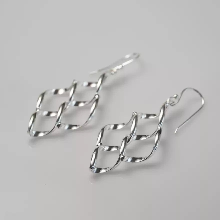 925 Sterling Silver Modern Twisted Drop & Dangler Ear Piece for Women